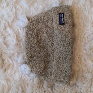 Patagonia kids 5T fleece bear ears hat